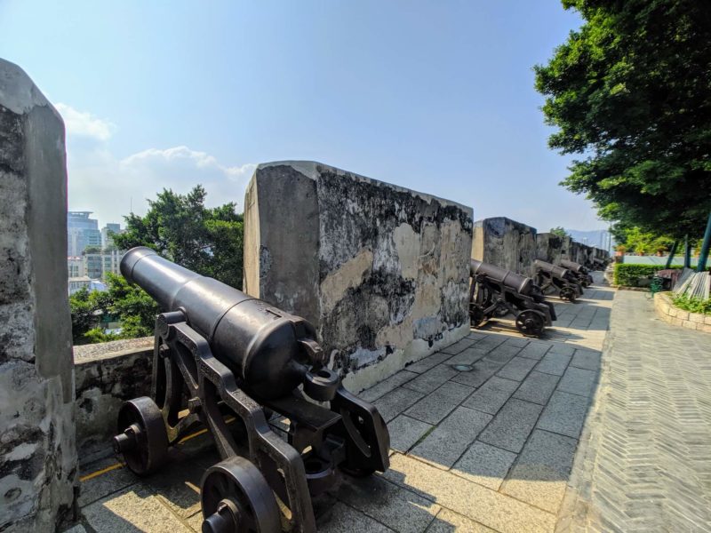 モンテの砦　大砲