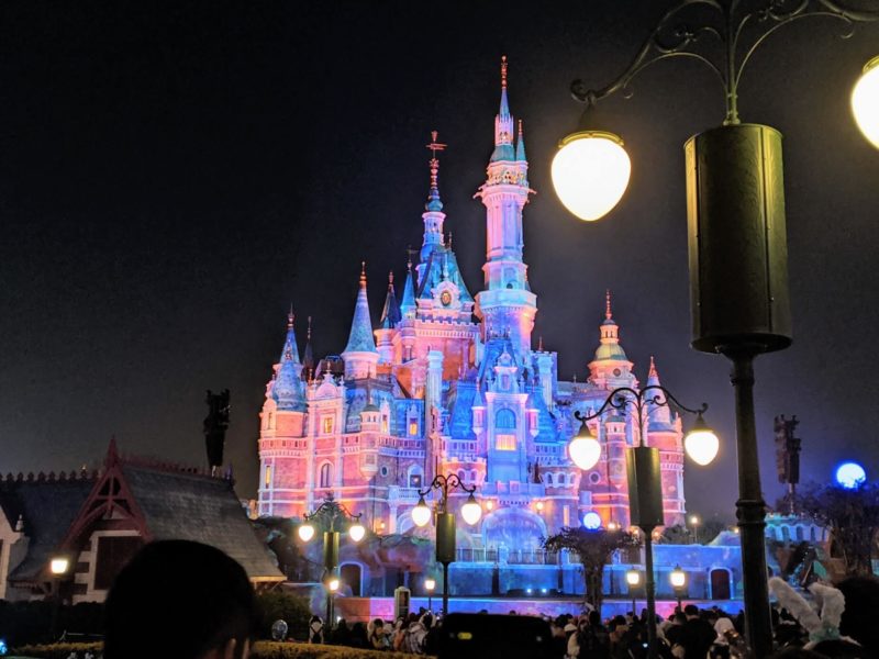 上海ディズニー魔法がかかったおとぎばなしのお城