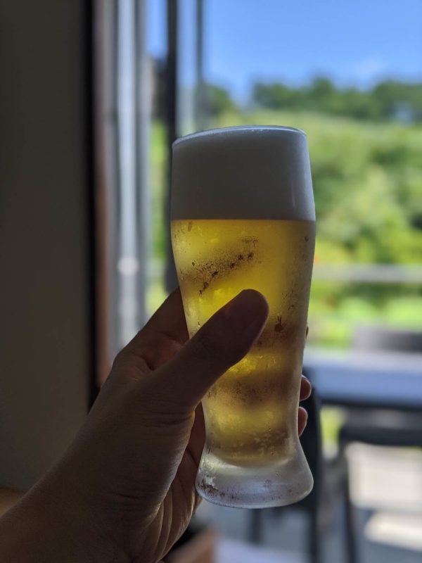 西表島　キッチンinaba　生ビール