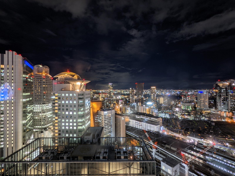 ヒルトン大阪　エグゼクティブルームからの夜景