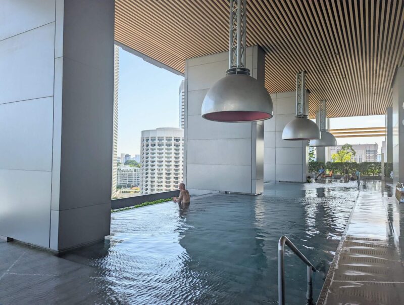 JWマリオットホテルシンガポール　プール