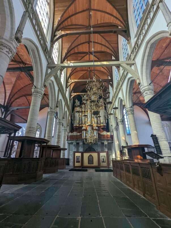 旧教会（Oude Kerk）