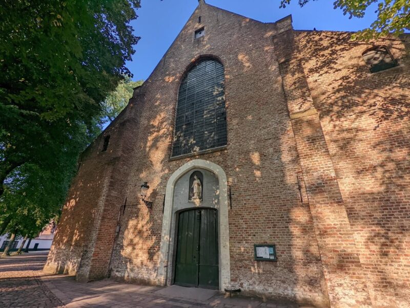 ベギン会修道院（Begijnhof）