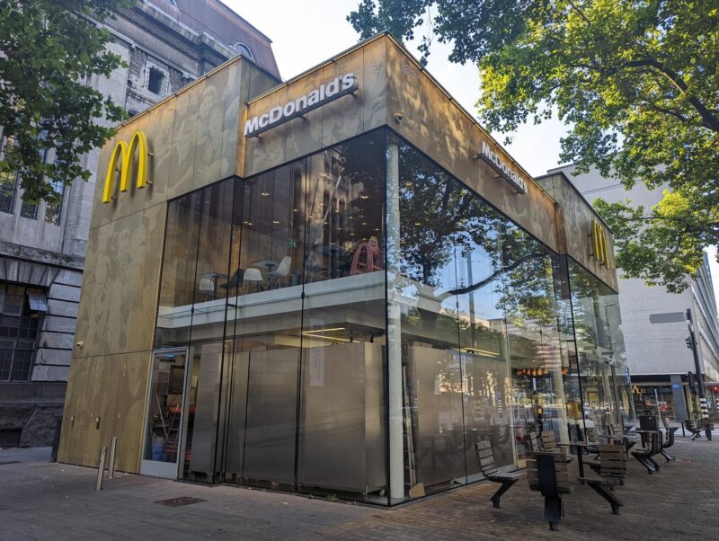 マクドナルド（McDonald's Rotterdam Coolsingel 44）