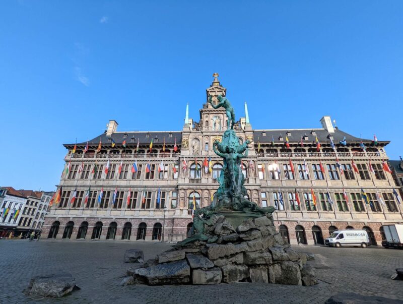 アントワープ市庁舎（Stadhuis van Antwerpen）