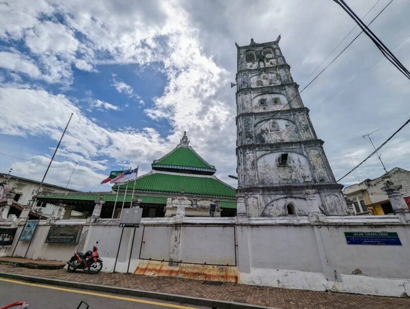 カンポン・クリン・モスク（Kampung Kling Mosque）