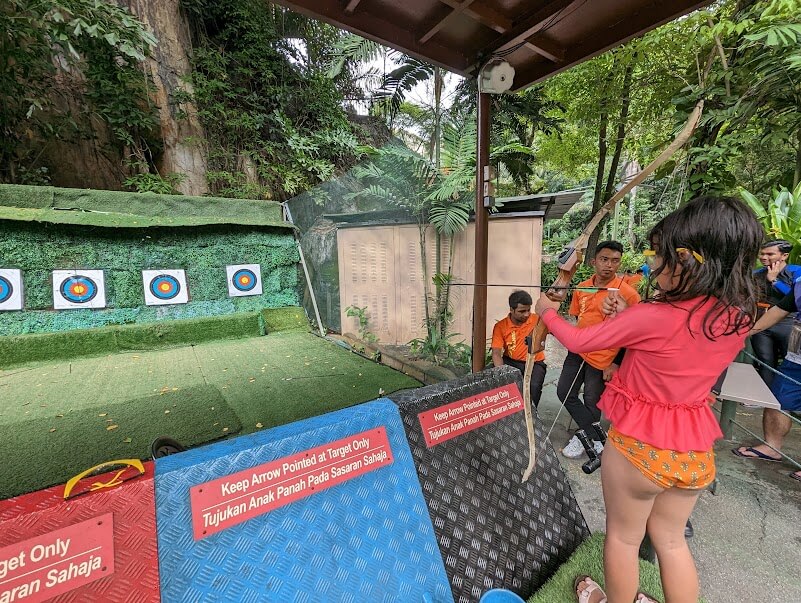 サンウェイラグーン　Archery Target Shooting