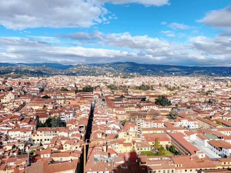 クーポラから望む美しいフィレンツェの旧市街