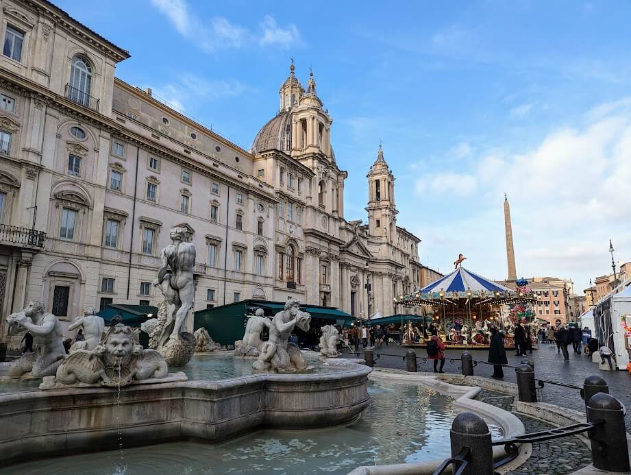 ローマで最も美しいと言われるナヴォーナ広場
