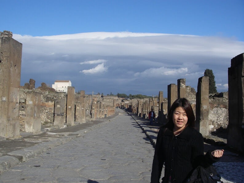 卒業旅行で訪れた古代都市ポンペイ遺跡