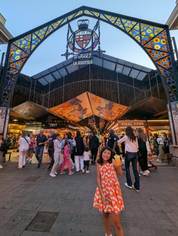 ボケリア市場｜サン・ジョセップ市場（Mercat de la Boqueria）