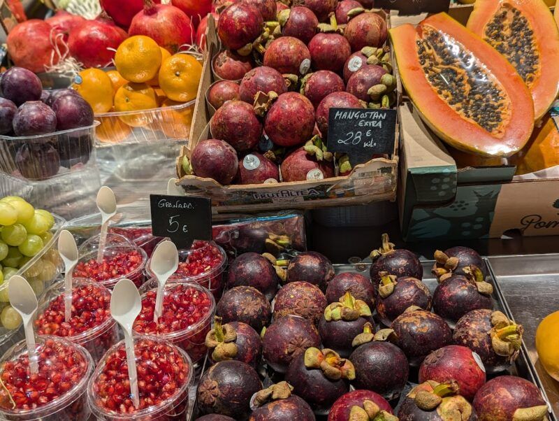 ボケリア市場｜サン・ジョセップ市場（Mercat de la Boqueria）