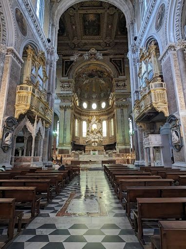 ナポリ大聖堂（Duomo di Napoli）