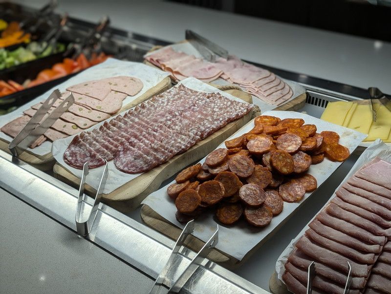 ヒルトン パリ シャルル ド ゴール エアポート　朝食