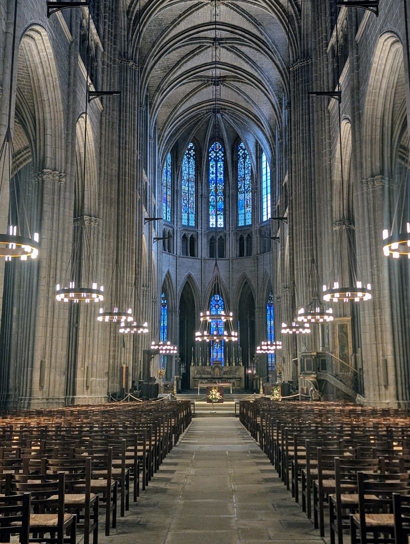 サン＝テティエンヌ大聖堂（Cathédrale Saint-Étienne）